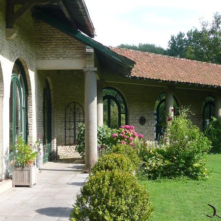 Bed and breakfast Manoir De Bois En Ardres Extérieur photo